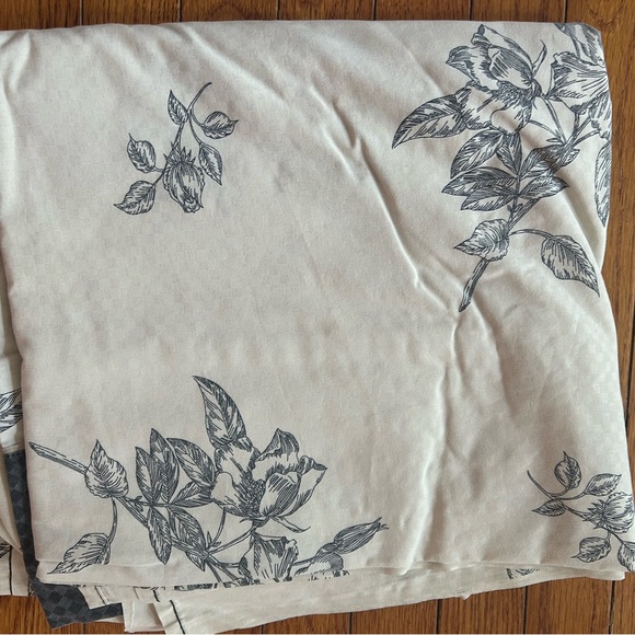 Flat sheet - Picture 2 of 4